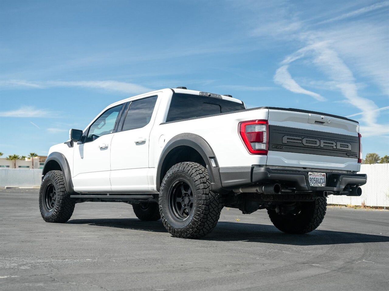 2022 Ford F-150 Raptor Custom Wheels 37 " Tires / Carbon Fiber Wheel Flairs / PPF - Photo 15 - Victorville, CA 92392