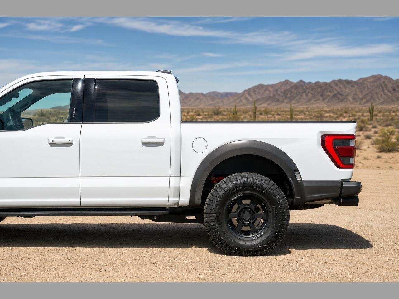 2022 Ford F-150 Raptor Custom Wheels 37 " Tires / Carbon Fiber Wheel Flairs / PPF - Photo 11 - Victorville, CA 92392