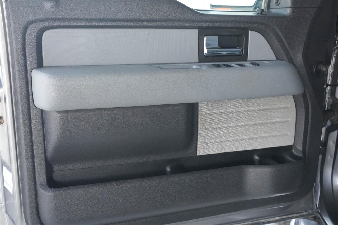 2014 Ford F-150 XLT   - Photo 9 - Victorville, CA 92392