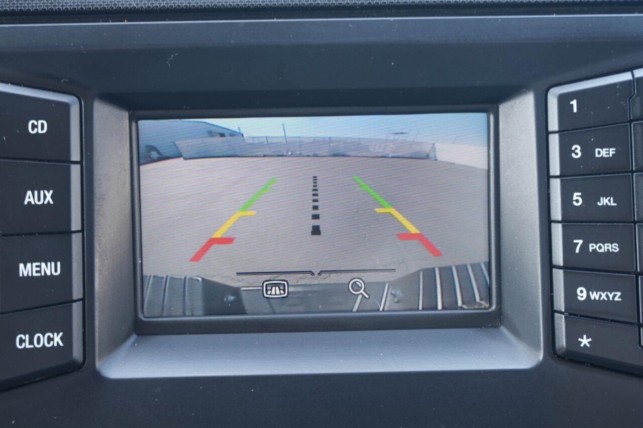 2014 Ford F-150 XLT   - Photo 18 - Victorville, CA 92392