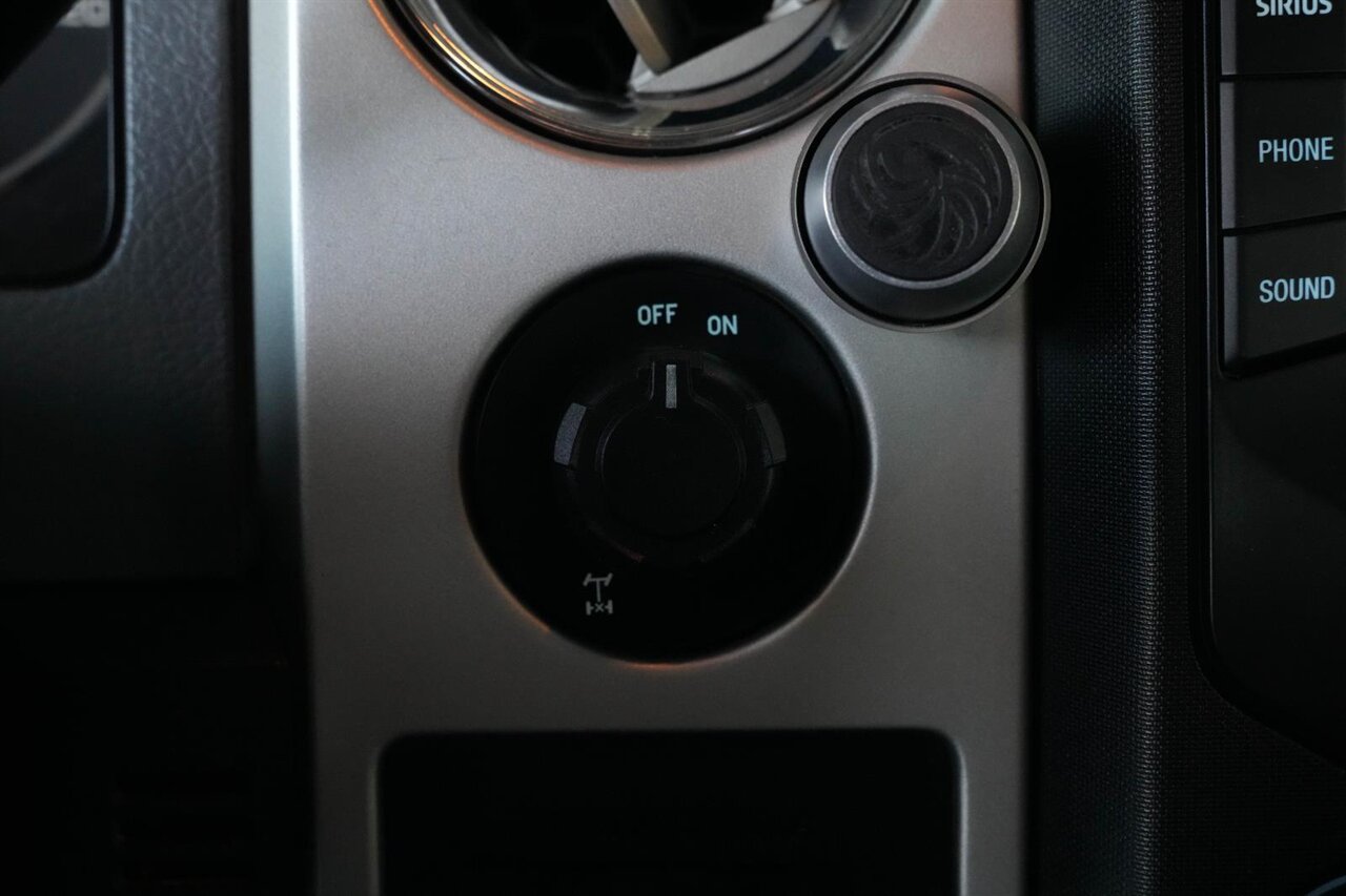 2014 Ford F-150 XLT   - Photo 12 - Victorville, CA 92392