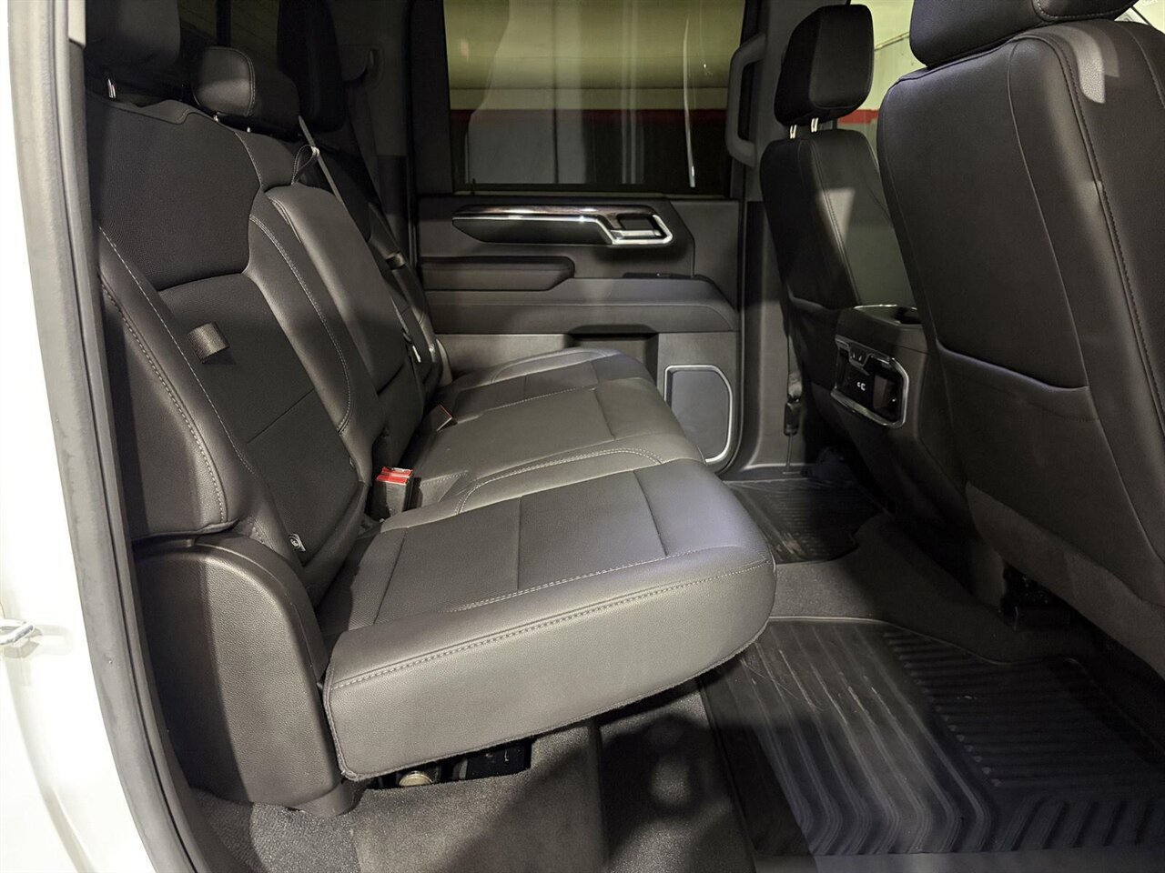 2024 Chevrolet Silverado 2500HD LTZ - Photo 32 - Victorville, CA 92392