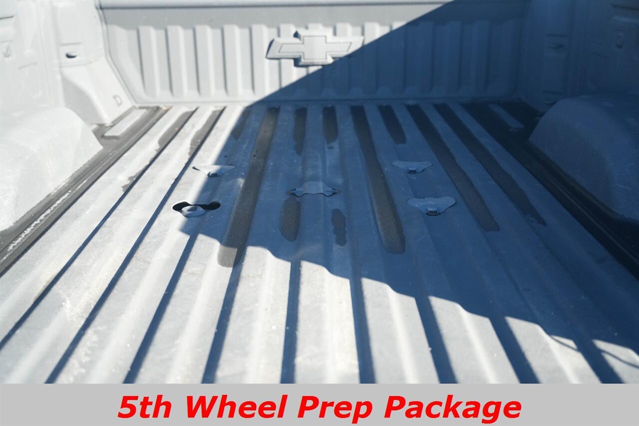 2024 Chevrolet Silverado 2500HD LTZ - Photo 11 - Victorville, CA 92392