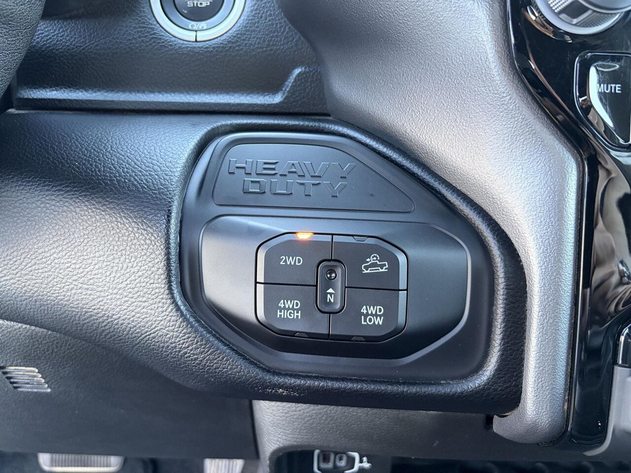 2025 RAM 2500 Big Horn   - Photo 16 - Victorville, CA 92392