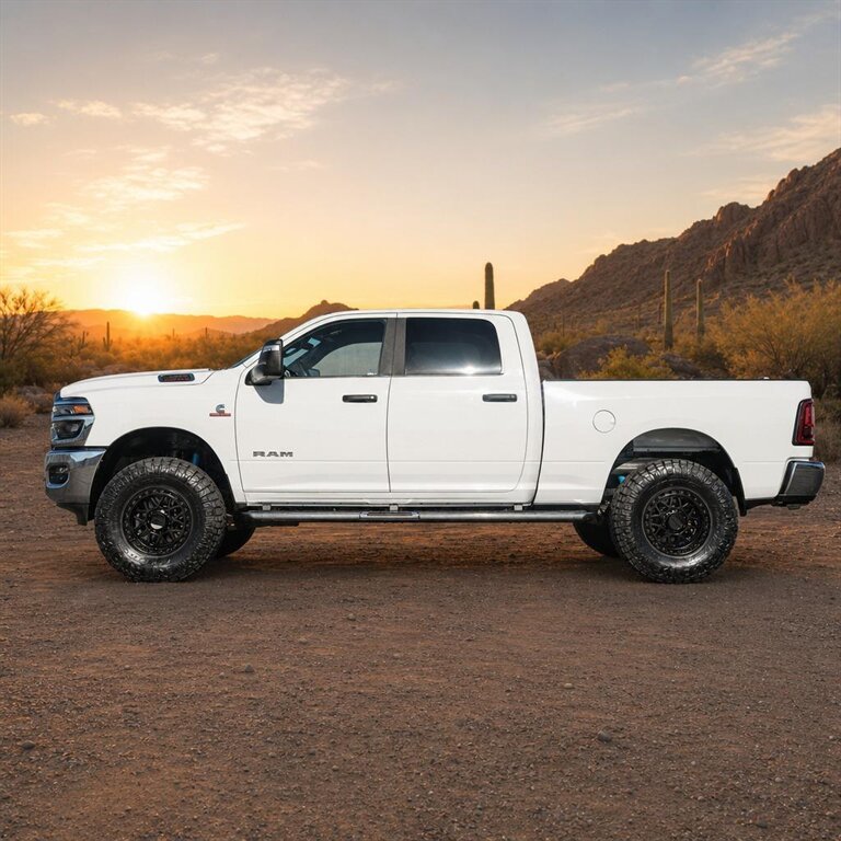 2025 RAM 2500 Big Horn   - Photo 5 - Victorville, CA 92392