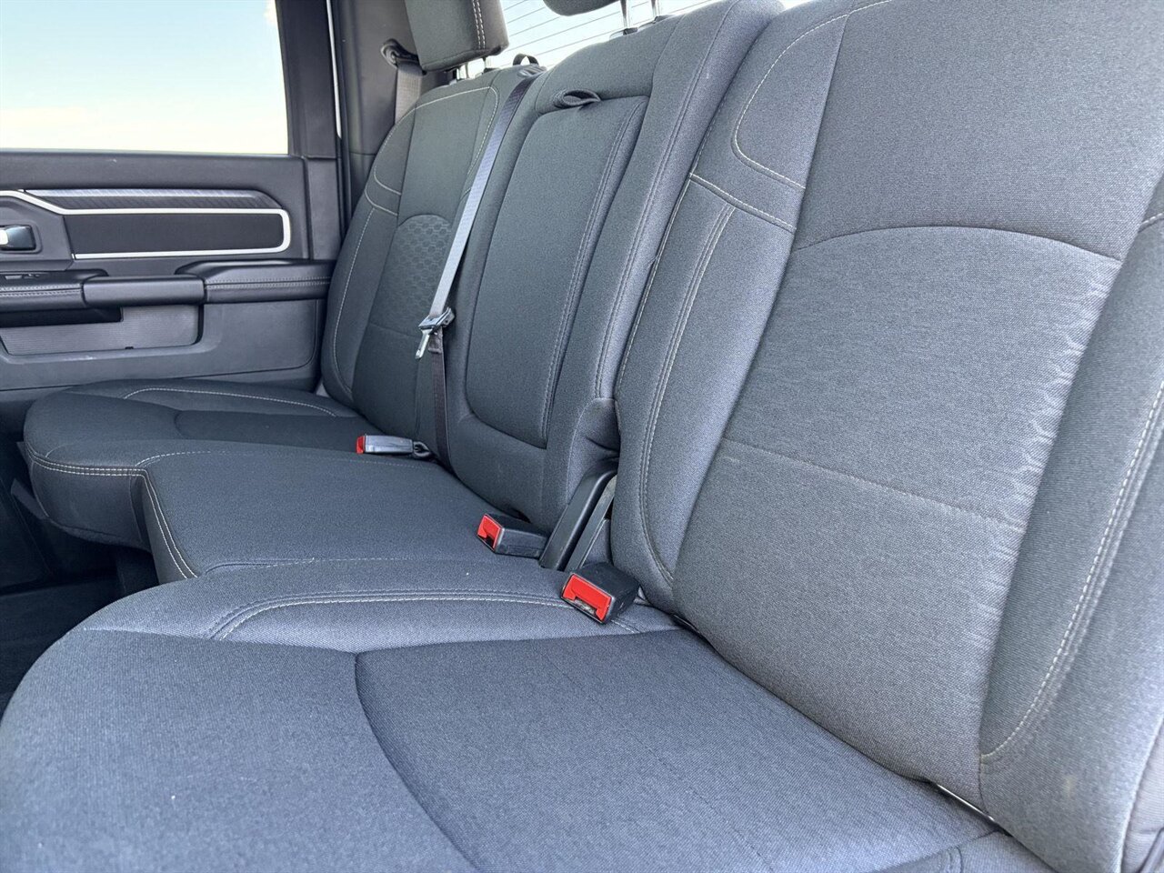 2025 RAM 2500 Big Horn   - Photo 12 - Victorville, CA 92392