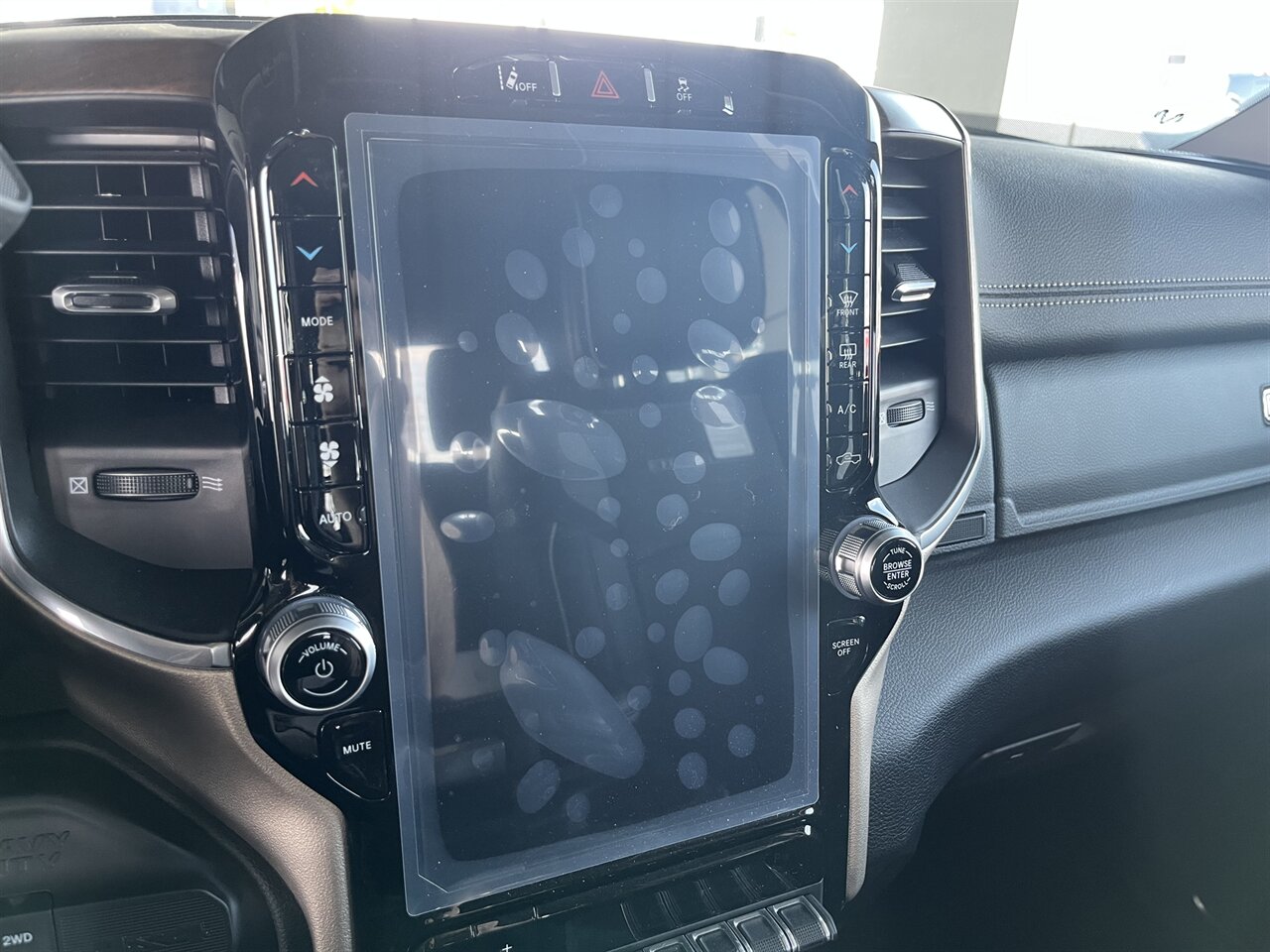 2024 RAM 2500 Laramie 4x4 Cummins Diesel | Only 155 Miles | $5,000 in Upgrades Included - Photo 22 - Victorville, CA 92392