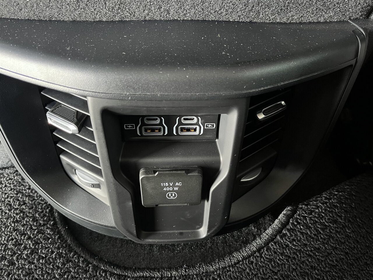 2024 RAM 2500 Laramie 4x4 Cummins Diesel | Only 155 Miles | $5,000 in Upgrades Included - Photo 30 - Victorville, CA 92392