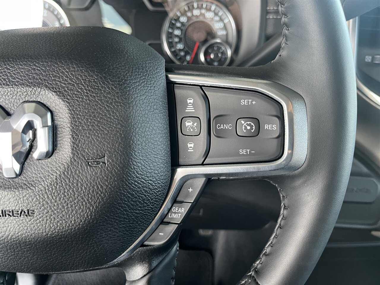 2024 RAM 2500 Laramie 4x4 Cummins Diesel | Only 155 Miles | $5,000 in Upgrades Included - Photo 19 - Victorville, CA 92392