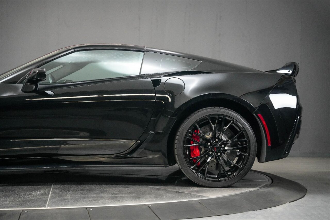 2016 Chevrolet Corvette Z06 Z07 Performance Package / Entire Car has PPF - Photo 14 - Victorville, CA 92392