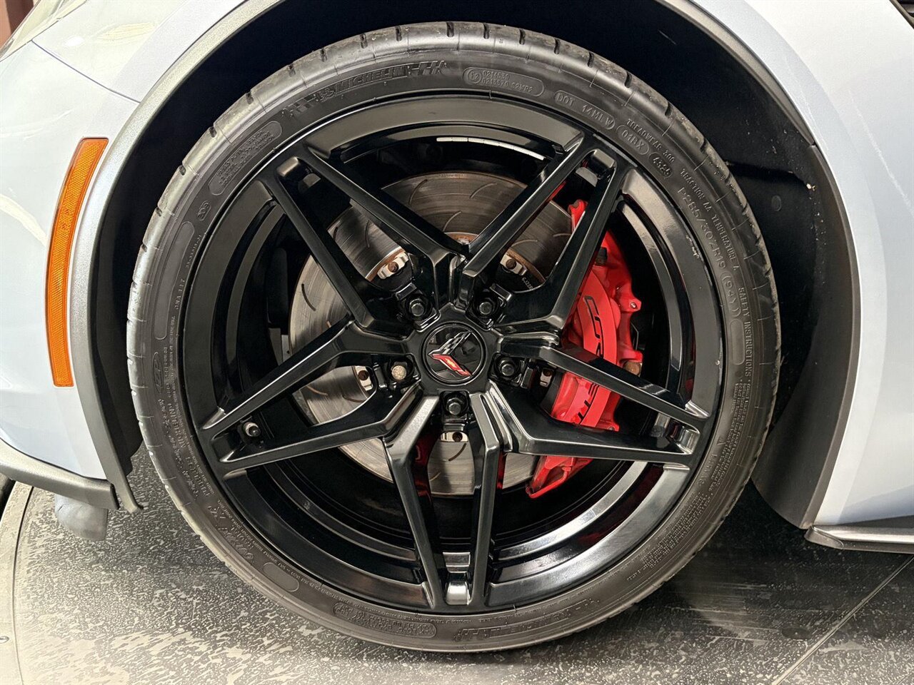 2017 Chevrolet Corvette Z06 - Photo 12 - Victorville, CA 92392