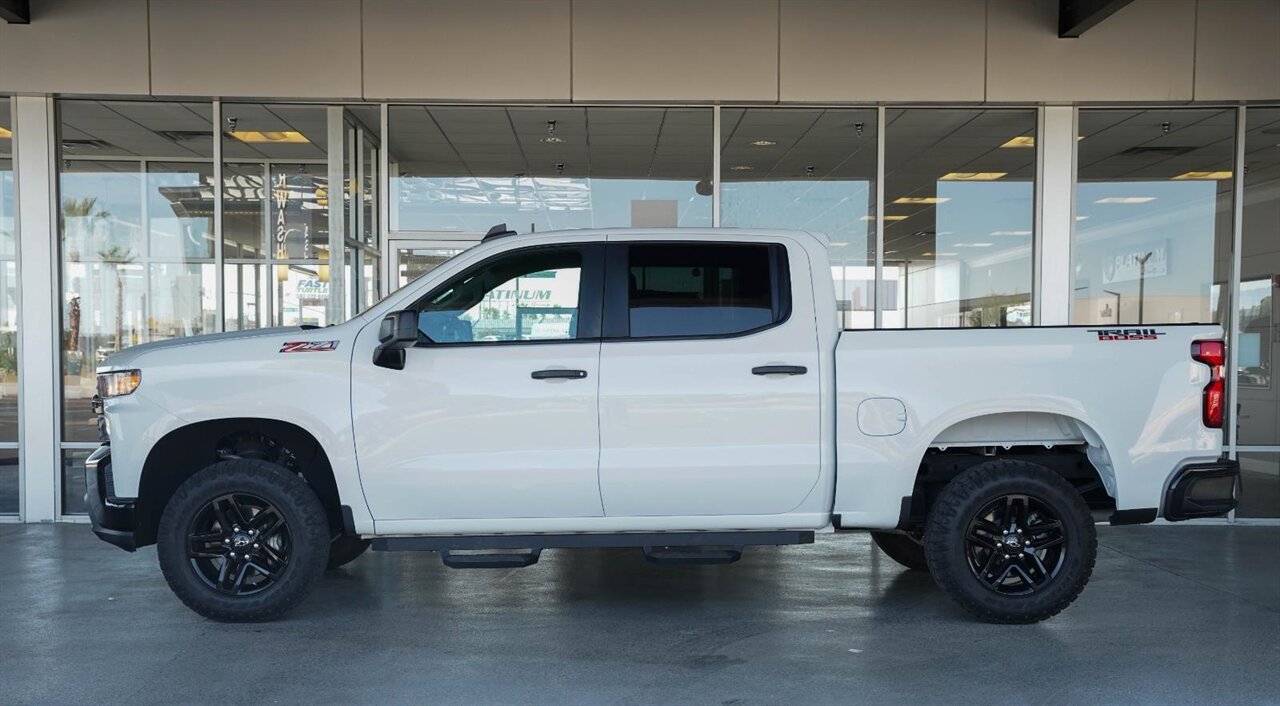 2021 Chevrolet Silverado 1500 Custom Trail Boss   - Photo 5 - Victorville, CA 92392