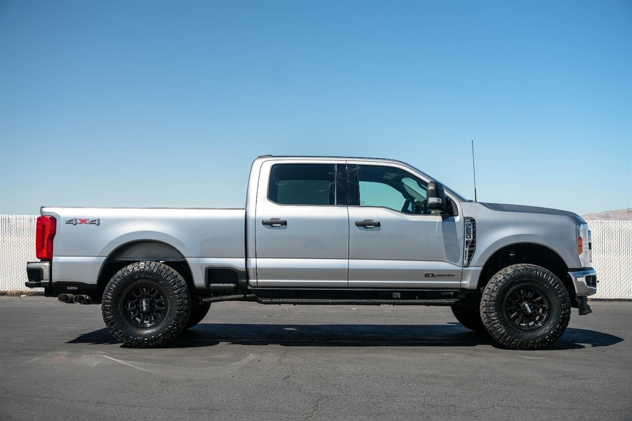 2024 Ford F-250 XLT photo 9