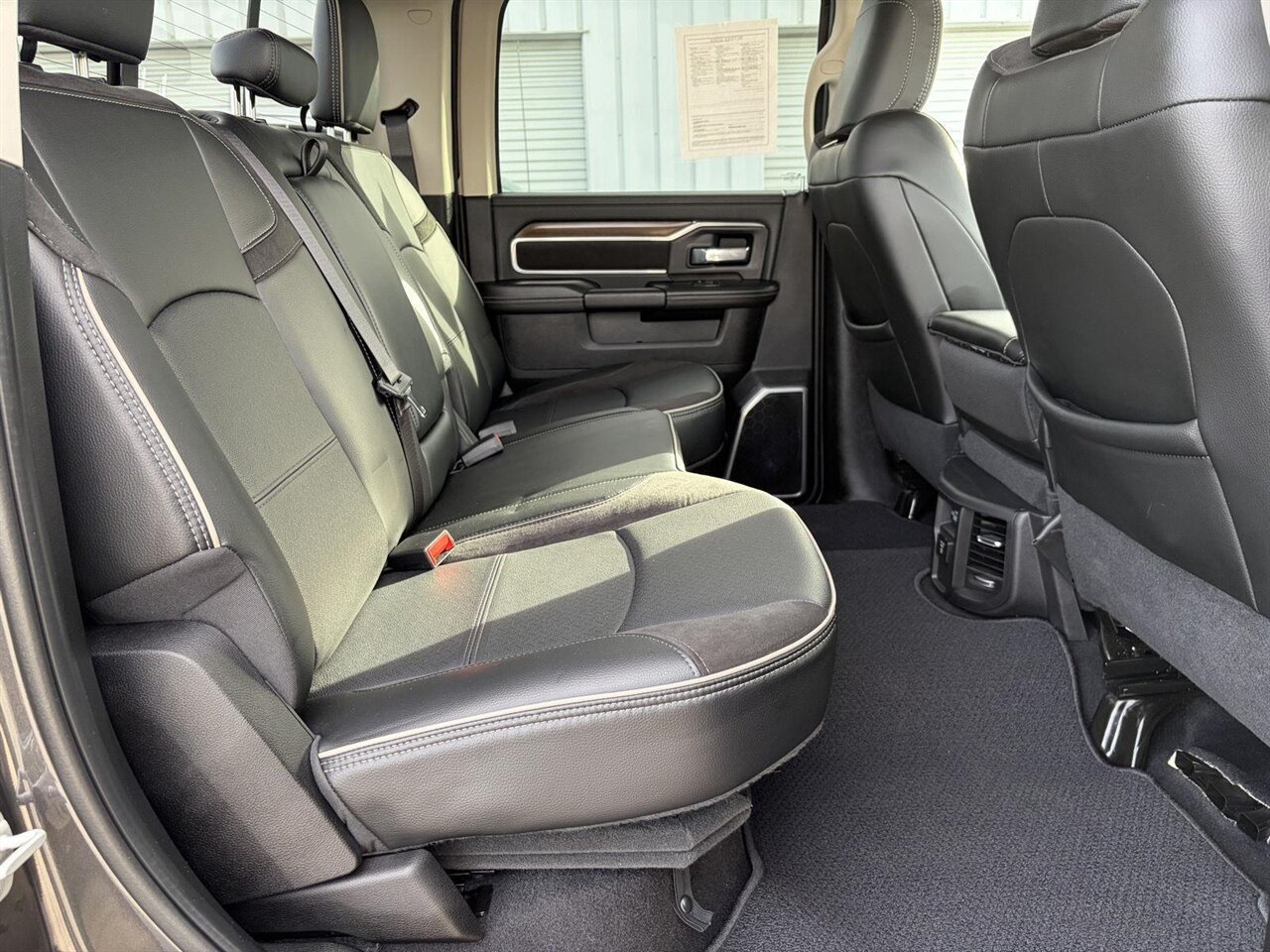 2024 RAM 2500 Laramie   - Photo 25 - Victorville, CA 92392