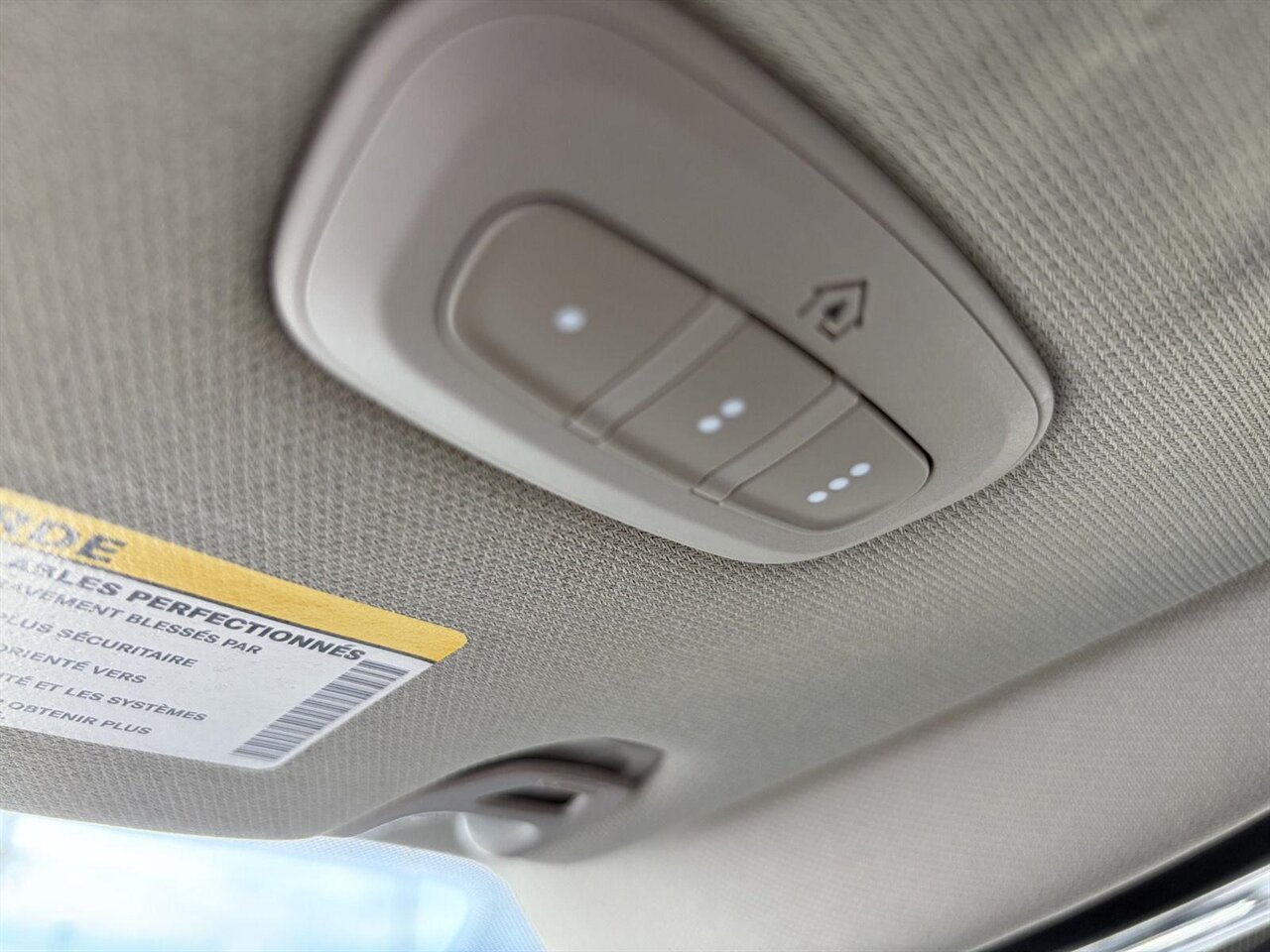 2024 RAM 2500 Laramie   - Photo 16 - Victorville, CA 92392