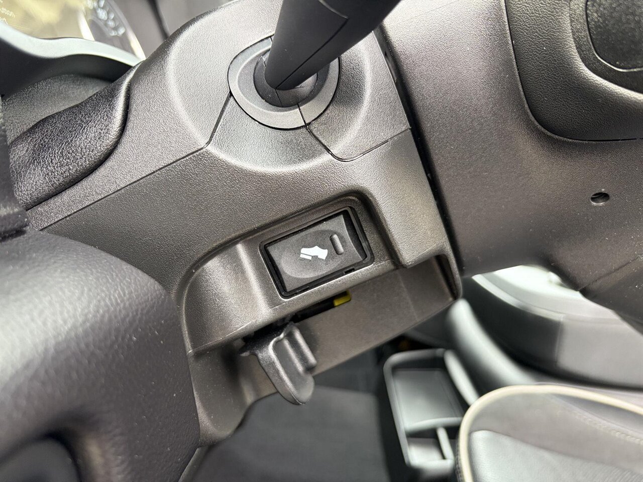 2024 RAM 2500 Laramie   - Photo 13 - Victorville, CA 92392