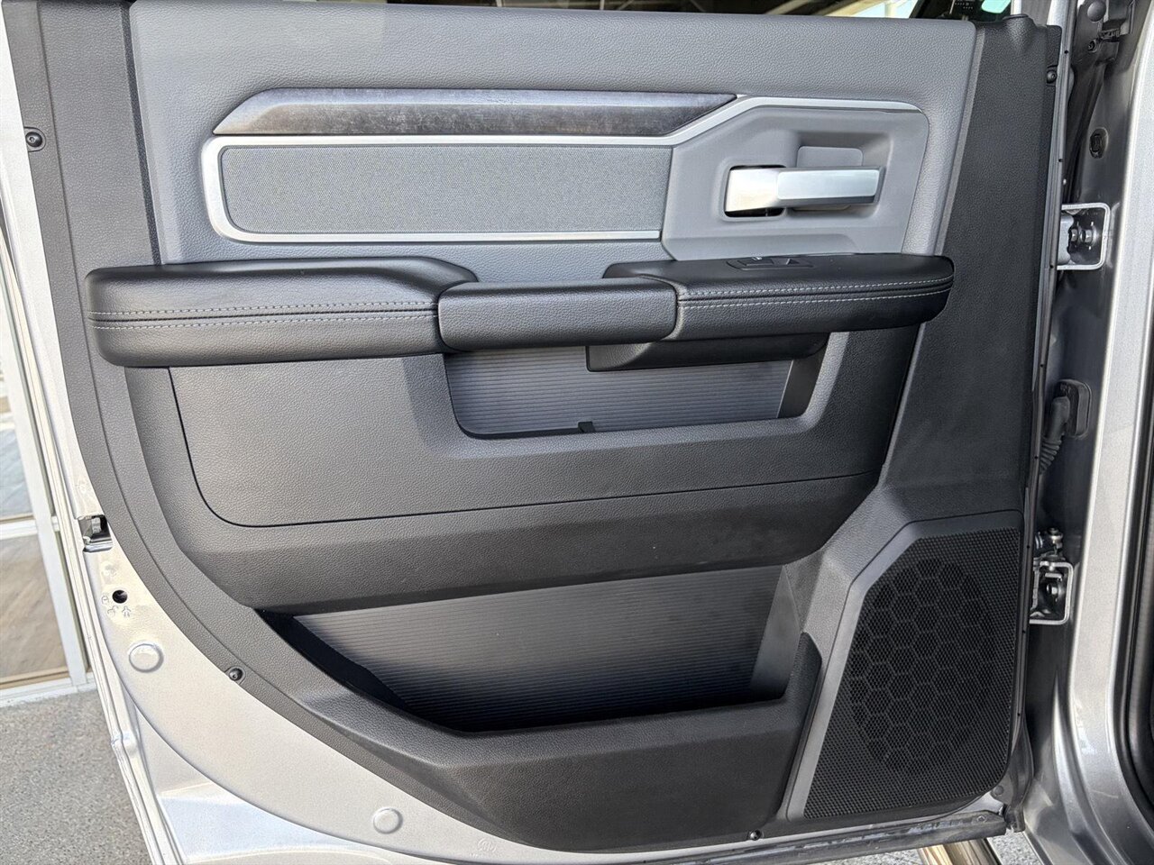 2022 RAM 2500 Big Horn - Photo 19 - Victorville, CA 92392