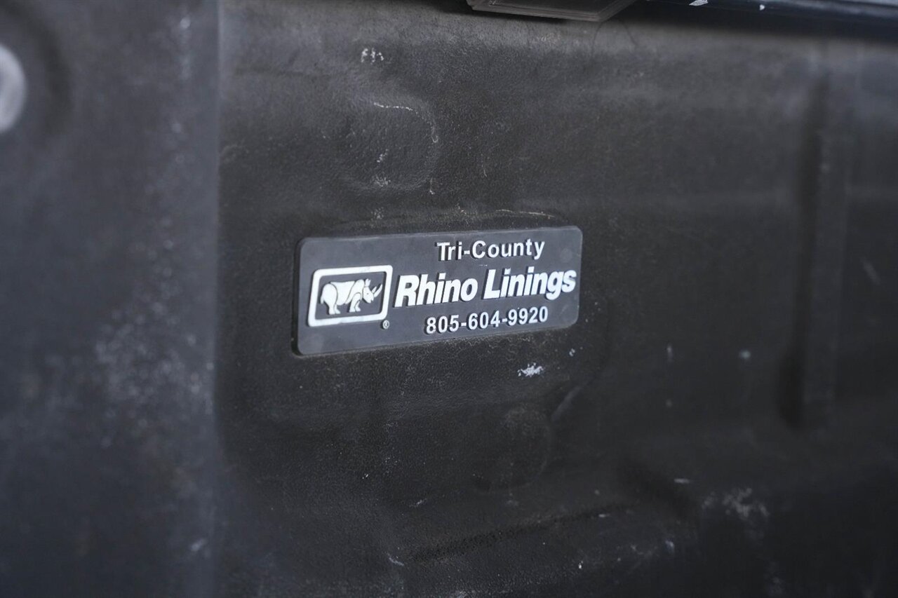 2017 Chevrolet Colorado Z71   - Photo 11 - Victorville, CA 92392