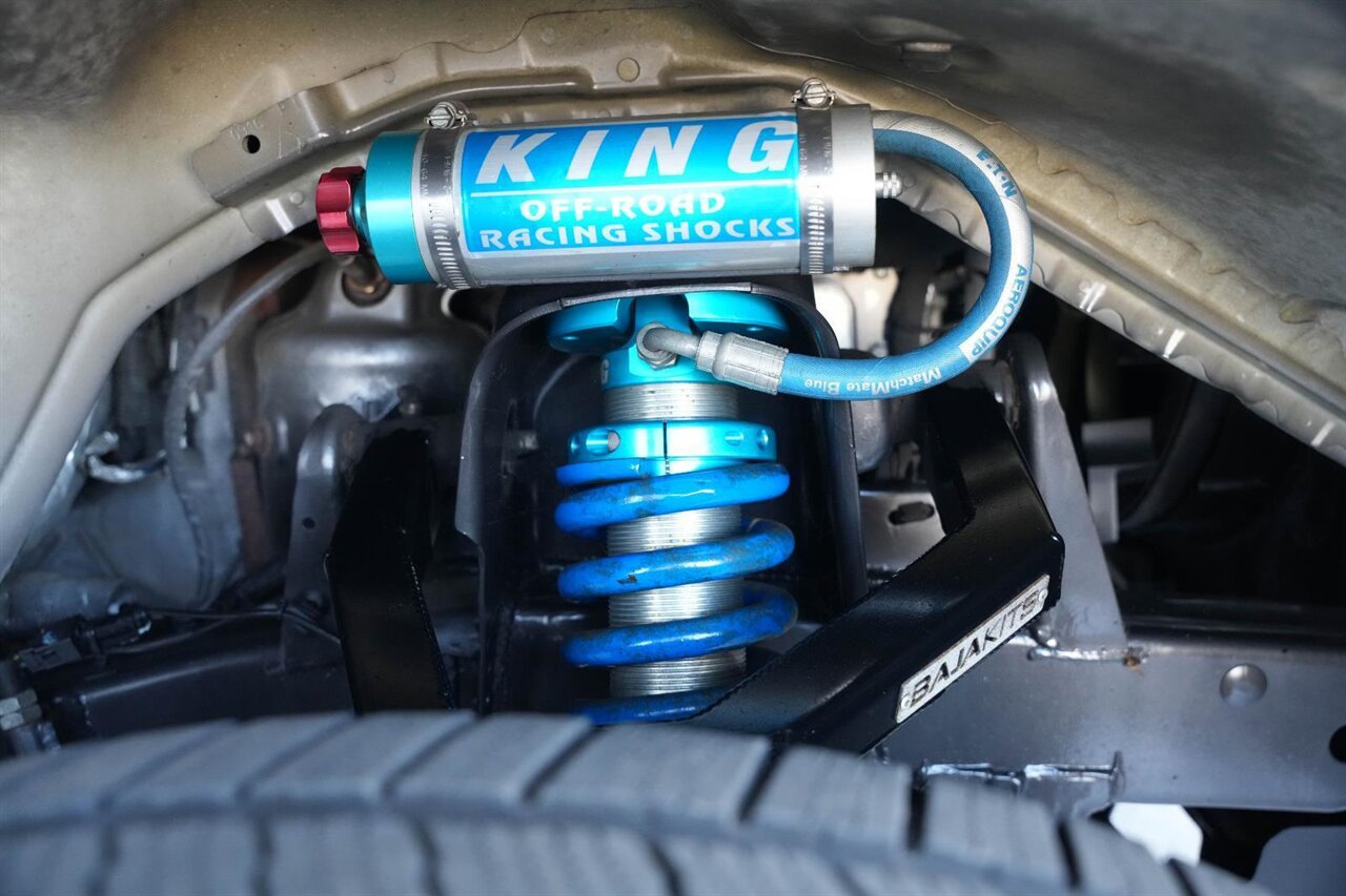 2017 Chevrolet Colorado Z71   - Photo 5 - Victorville, CA 92392