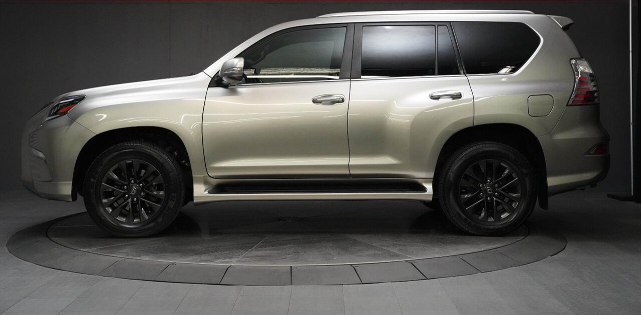 2020 Lexus GX 460   - Photo 13 - Victorville, CA 92392