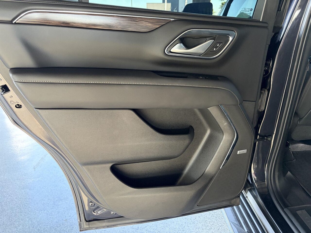 2022 Chevrolet Tahoe LT - Photo 21 - Victorville, CA 92392