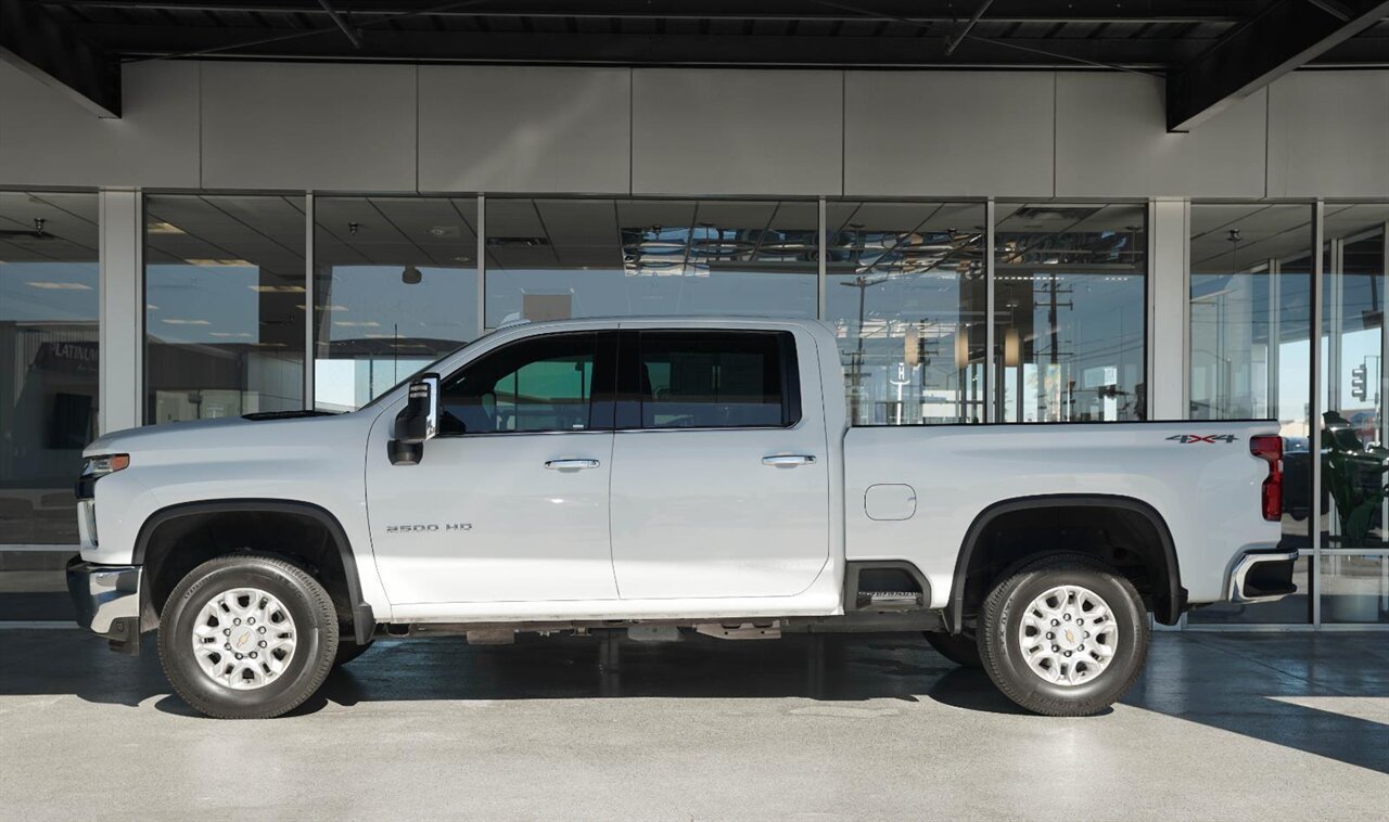 2023 Chevrolet Silverado 2500HD LTZ   - Photo 8 - Victorville, CA 92392