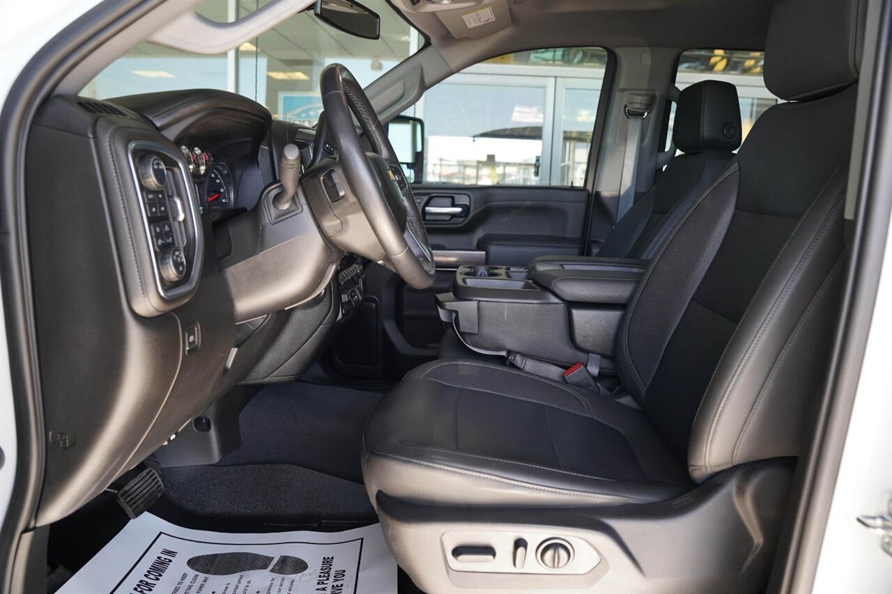 2023 Chevrolet Silverado 2500HD LTZ   - Photo 2 - Victorville, CA 92392