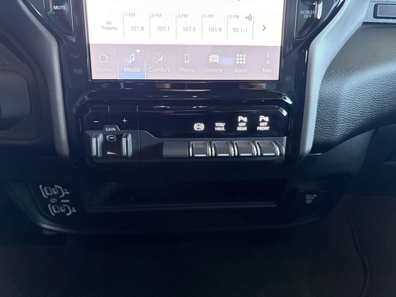 2026 RAM 2500 Laramie Level Kit - Method Wheels - Nitto Tires - Photo 29 - Victorville, CA 92392