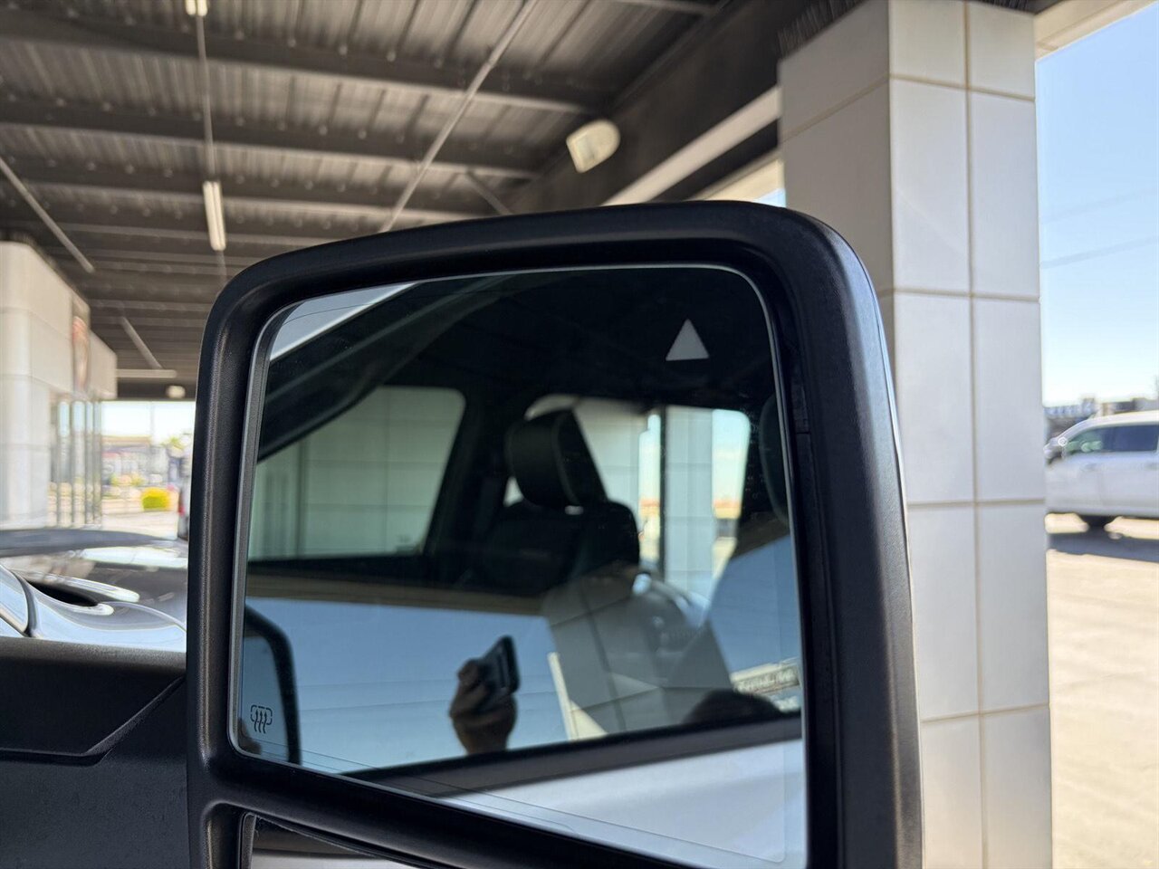 2026 RAM 2500 Laramie Level Kit - Method Wheels - Nitto Tires - Photo 35 - Victorville, CA 92392