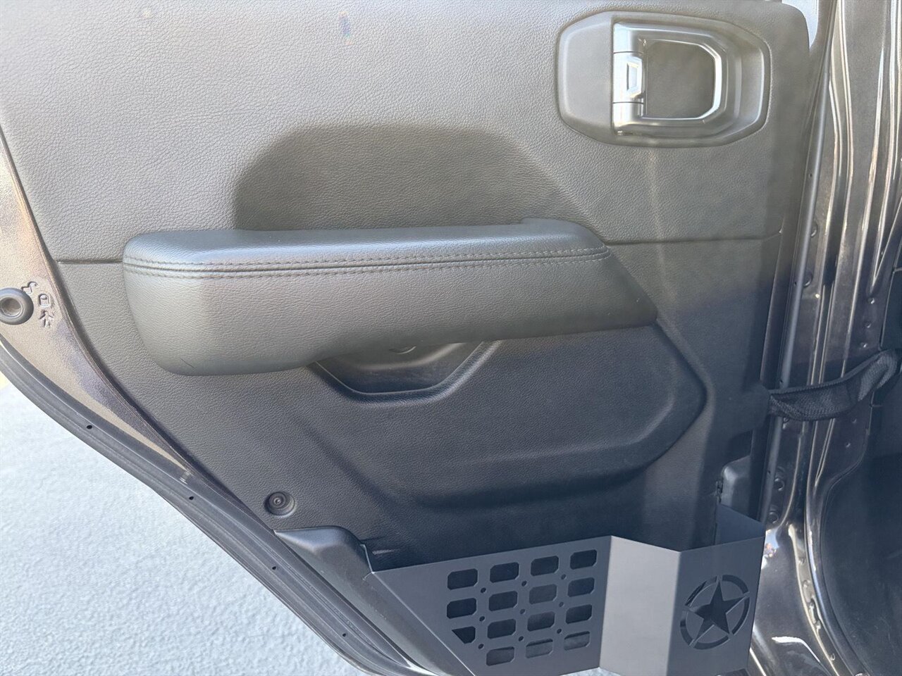 2020 Jeep Wrangler Unlimited Sahara - Photo 24 - Victorville, CA 92392