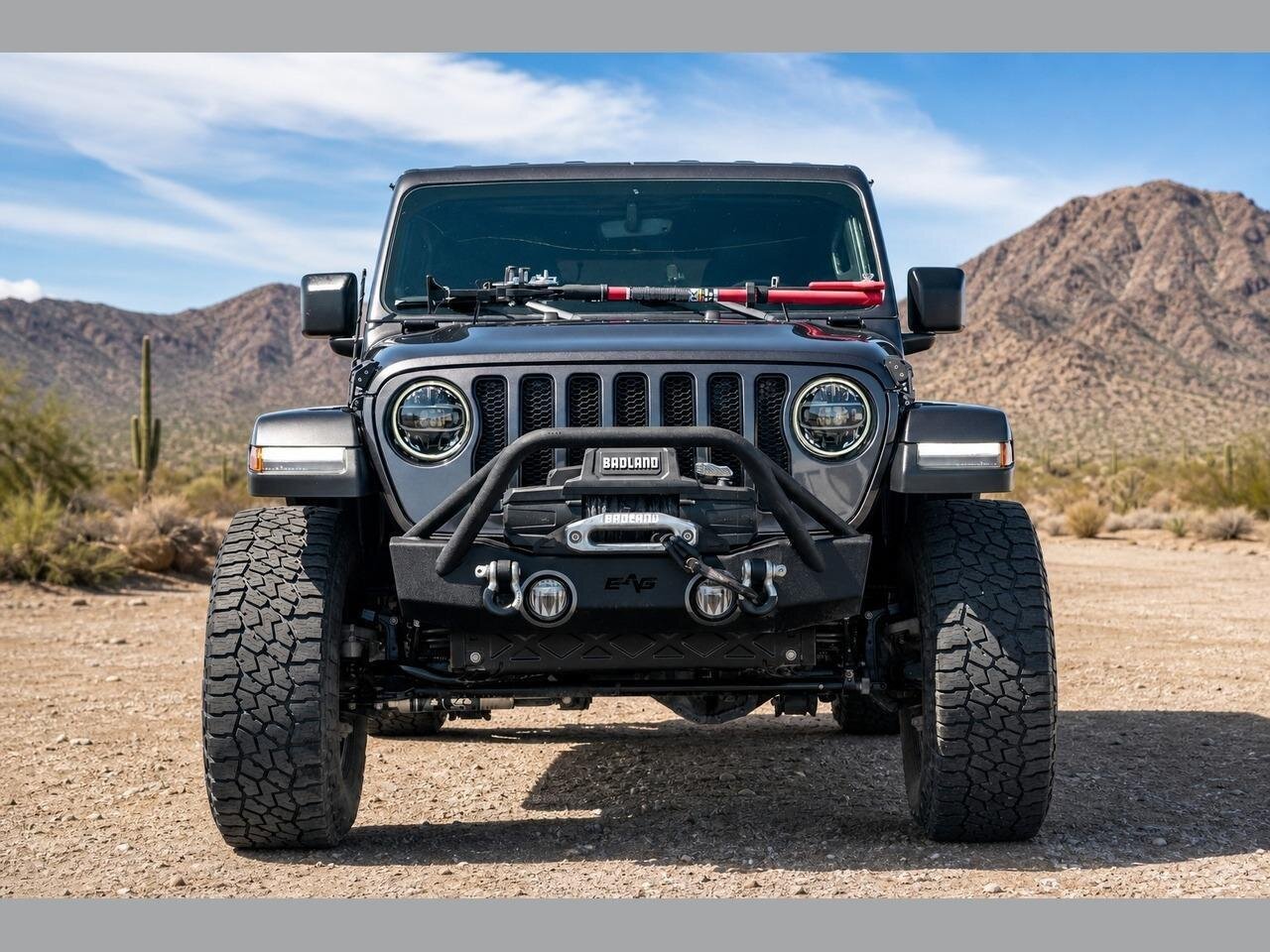2020 Jeep Wrangler Unlimited Sahara - Photo 3 - Victorville, CA 92392