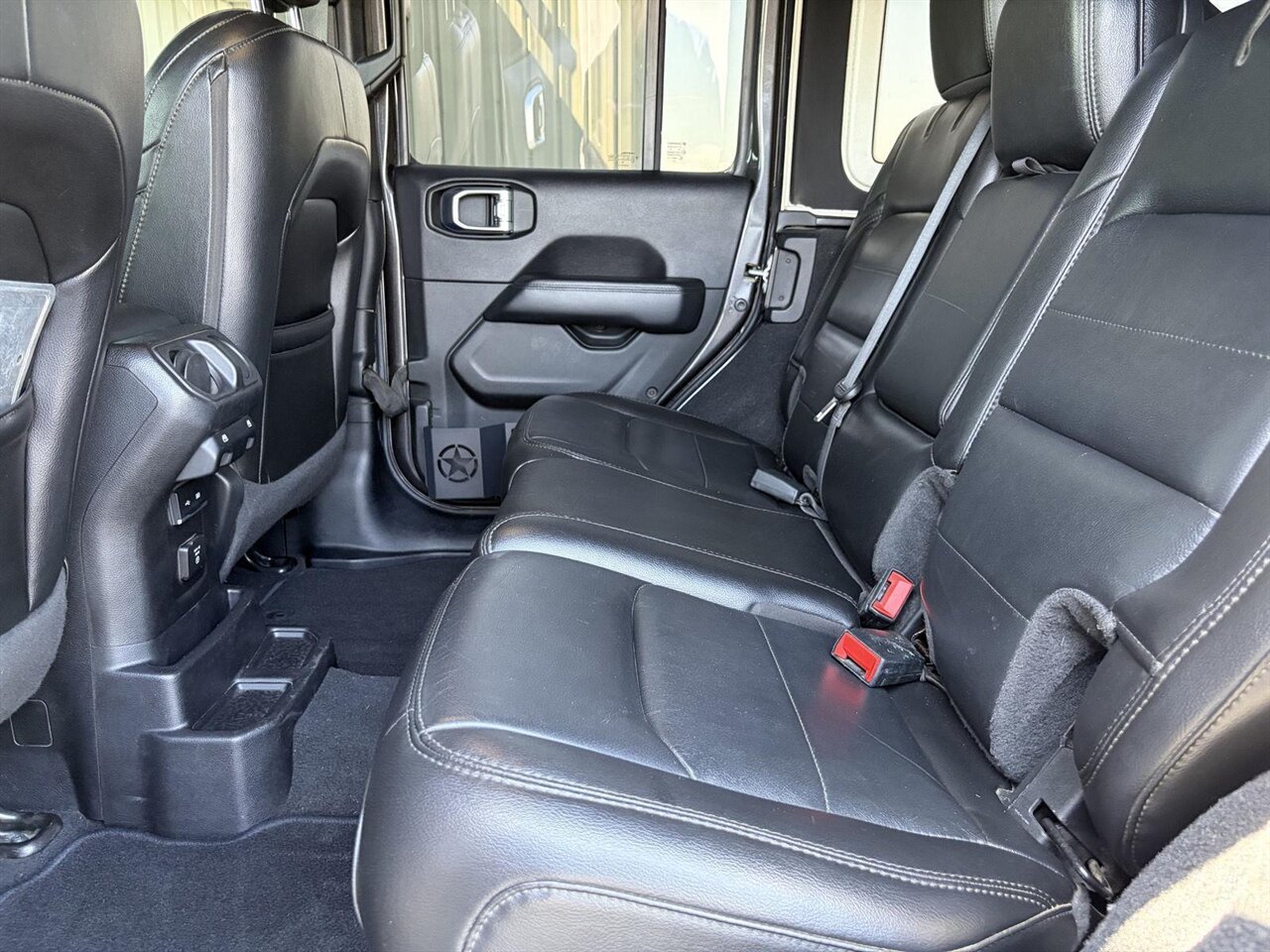 2020 Jeep Wrangler Unlimited Sahara - Photo 22 - Victorville, CA 92392