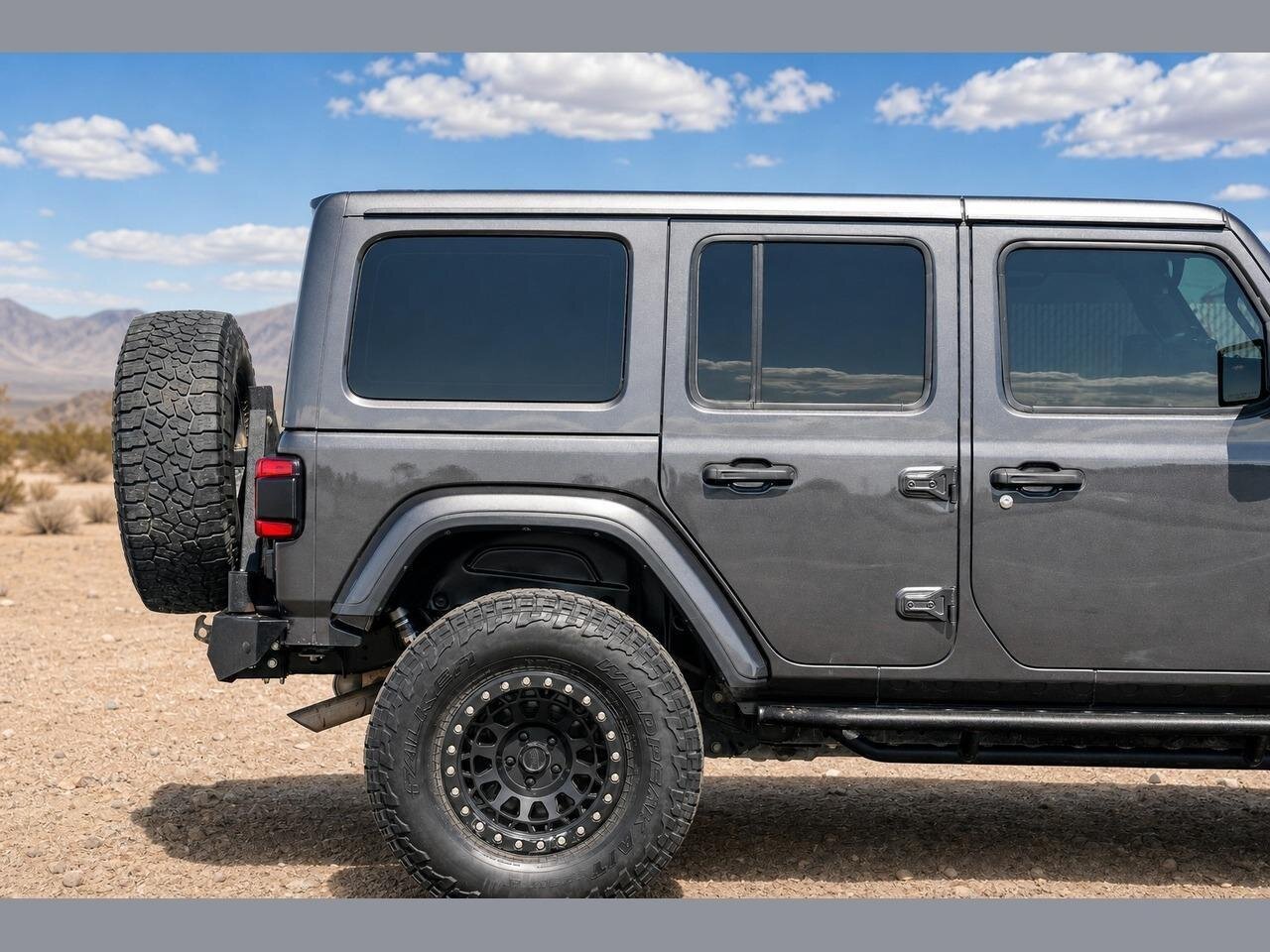 2020 Jeep Wrangler Unlimited Sahara - Photo 7 - Victorville, CA 92392