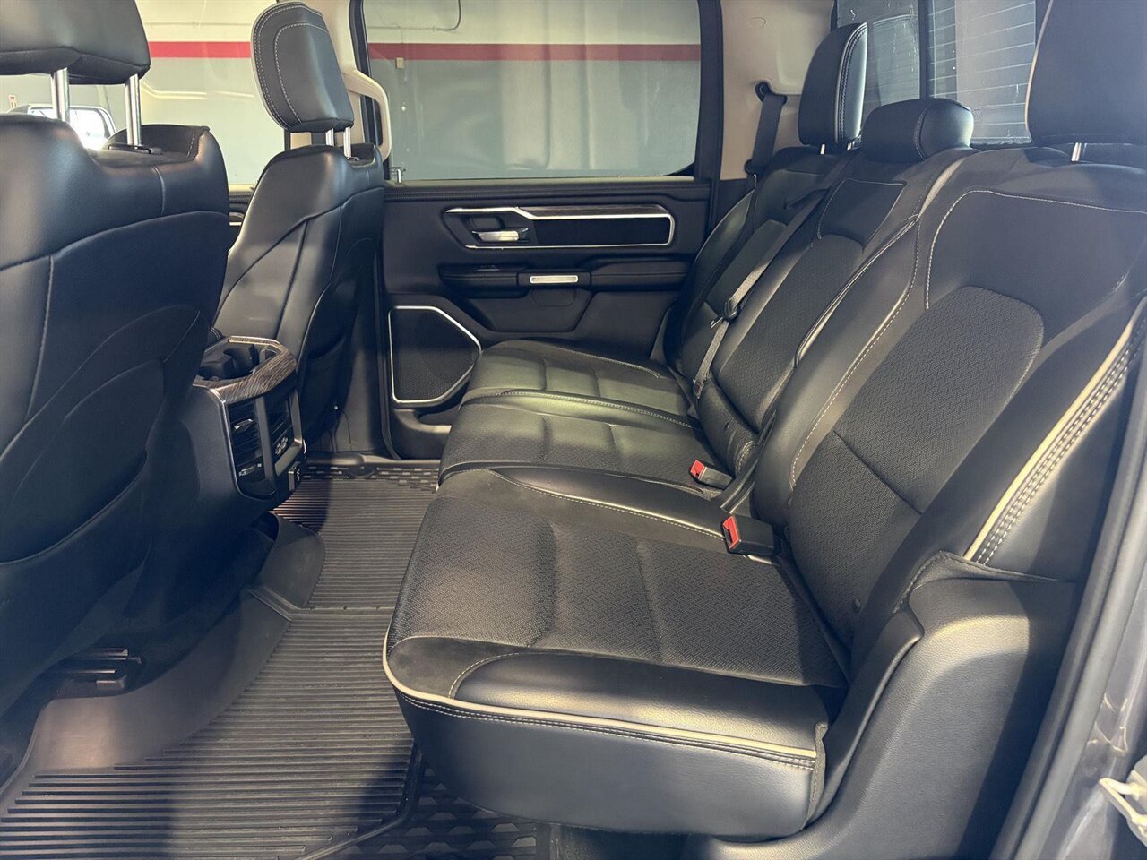 2019 RAM 1500 Laramie   - Photo 21 - Victorville, CA 92392