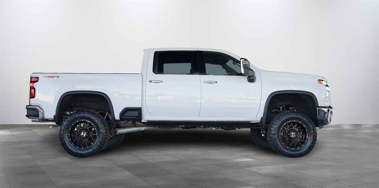 2023 Chevrolet Silverado 2500HD LTZ  Custom Lifted with 37's - Photo 4 - Victorville, CA 92392