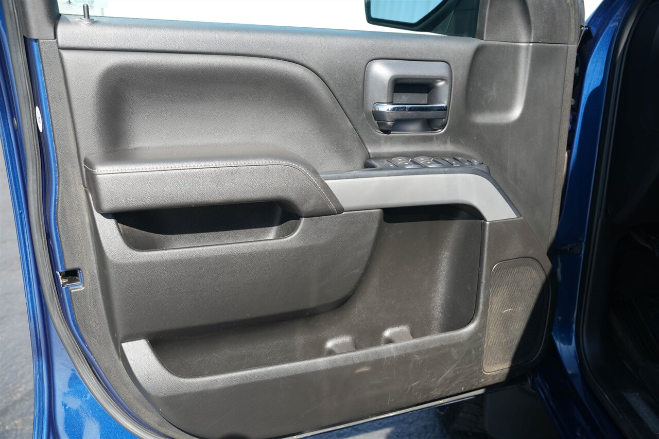 2017 Chevrolet Silverado 1500 LT - Photo 30 - Victorville, CA 92392