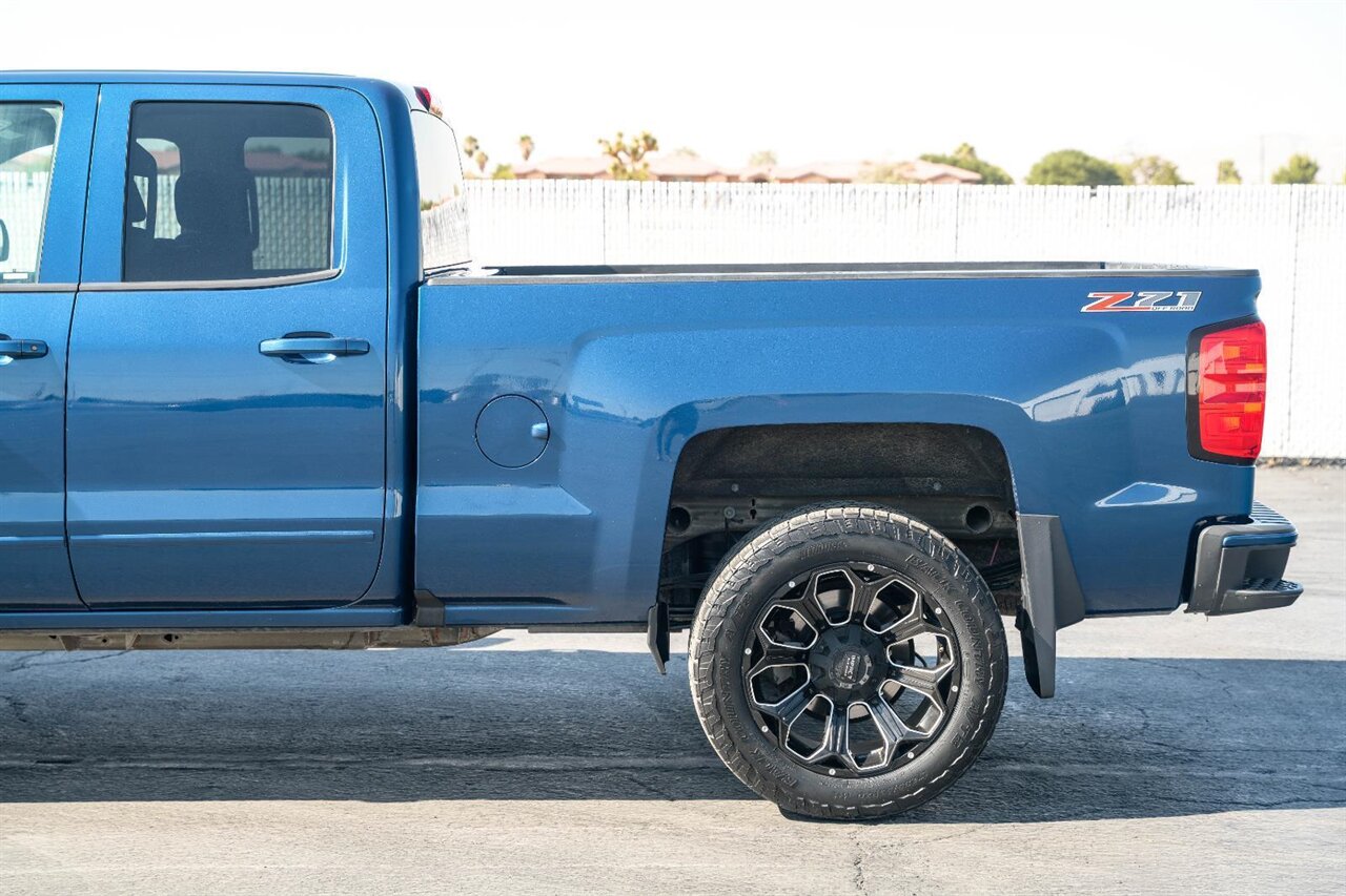 2017 Chevrolet Silverado 1500 LT - Photo 8 - Victorville, CA 92392