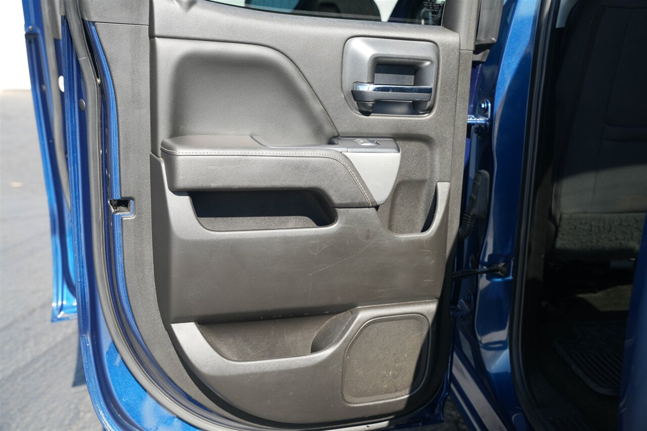 2017 Chevrolet Silverado 1500 LT - Photo 35 - Victorville, CA 92392
