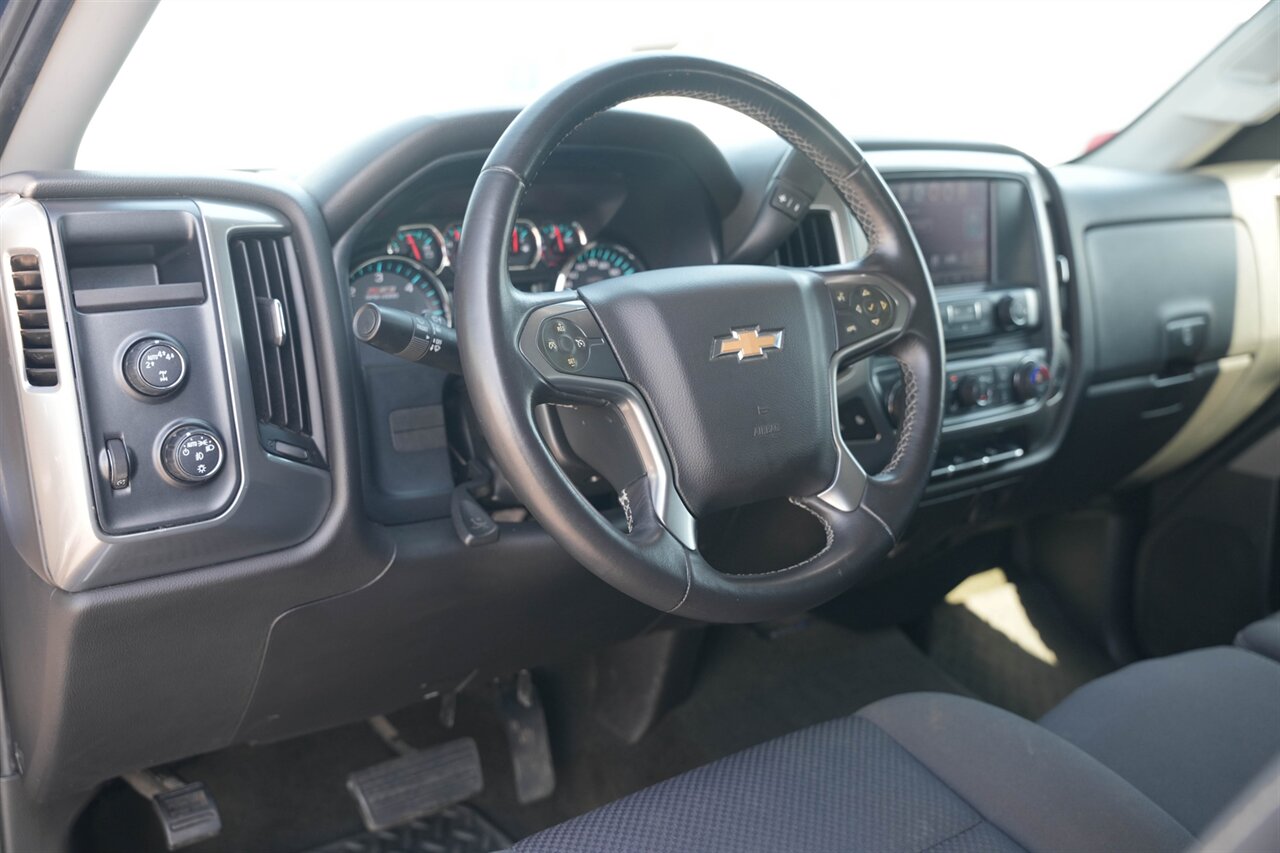2017 Chevrolet Silverado 1500 LT - Photo 31 - Victorville, CA 92392