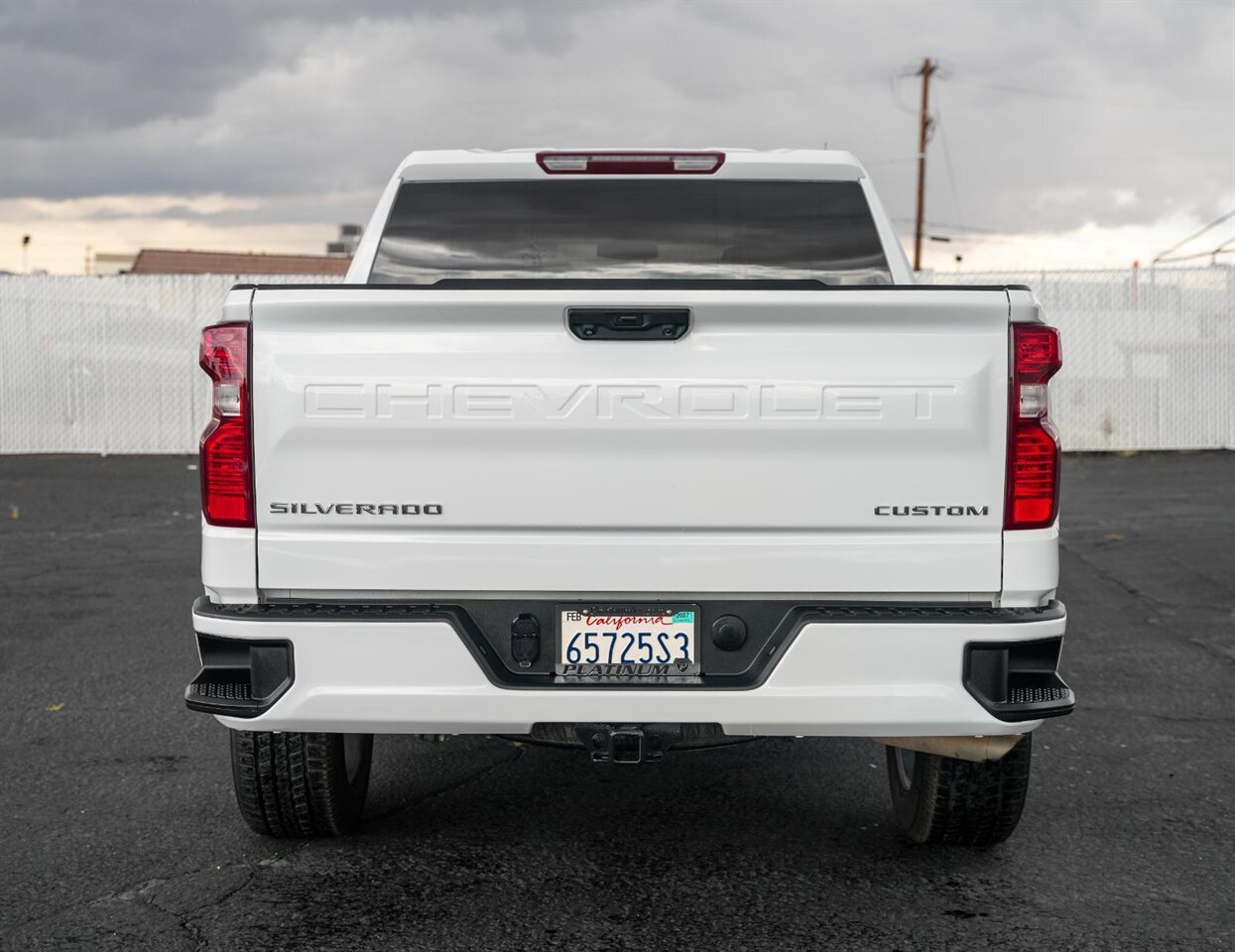 2023 Chevrolet Silverado 1500 Custom   - Photo 8 - Victorville, CA 92392