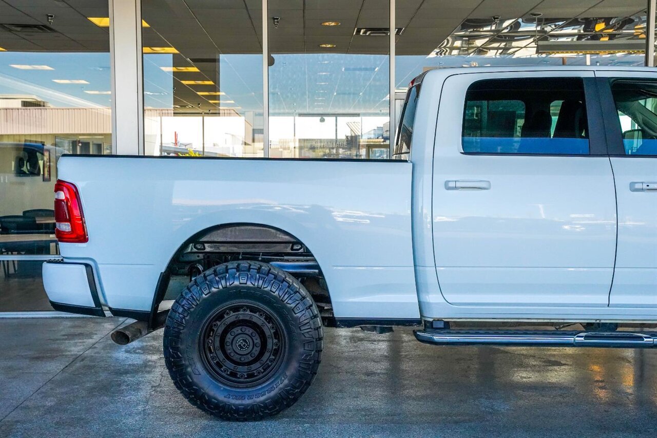 2024 RAM 2500 Laramie   - Photo 12 - Victorville, CA 92392