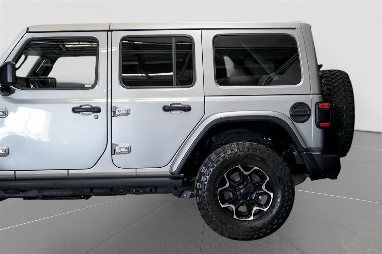 2019 Jeep Wrangler Unlimited Rubicon - Photo 13 - Victorville, CA 92392