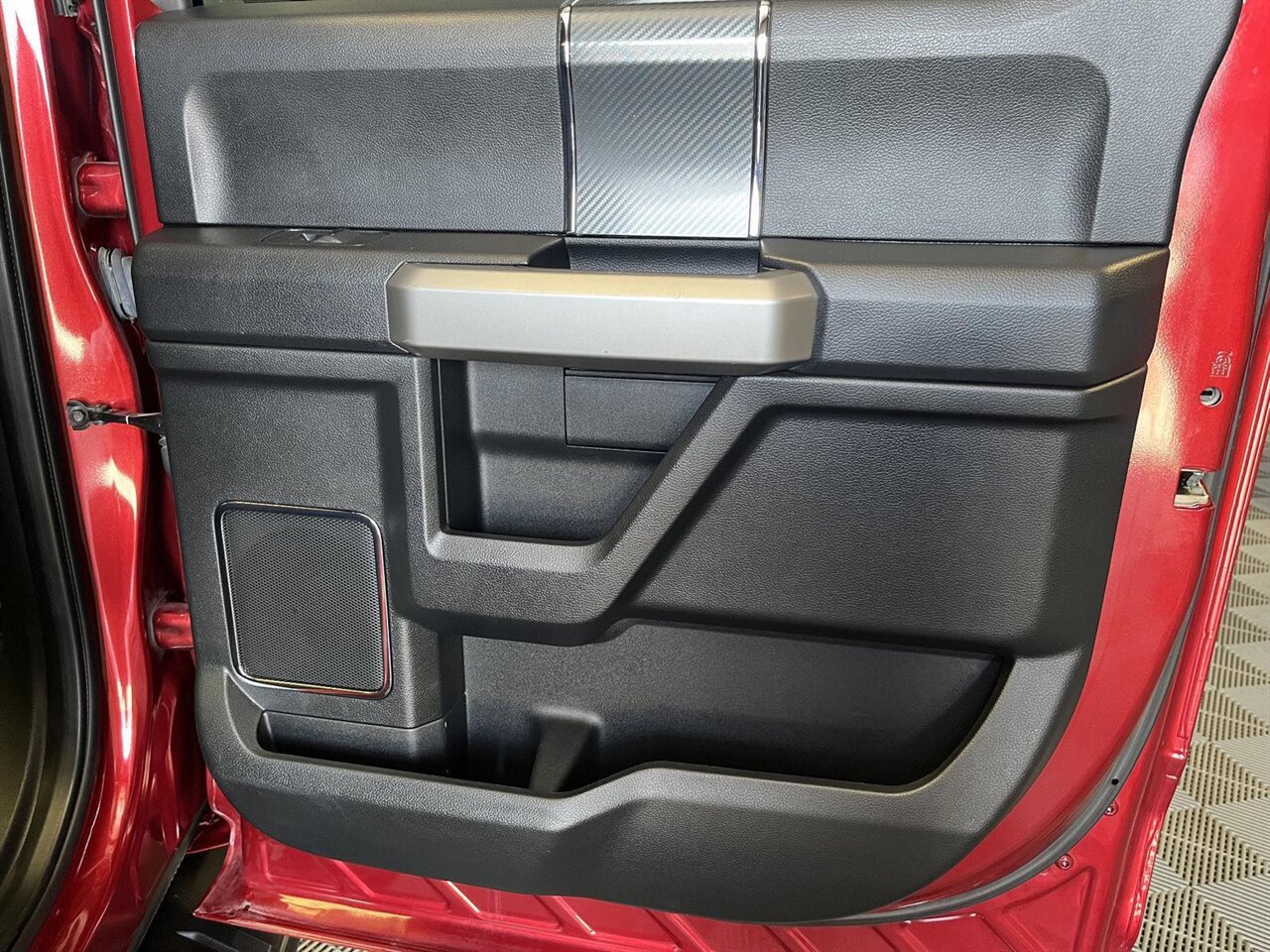 2019 Ford F-150 Lariat   - Photo 39 - Victorville, CA 92392