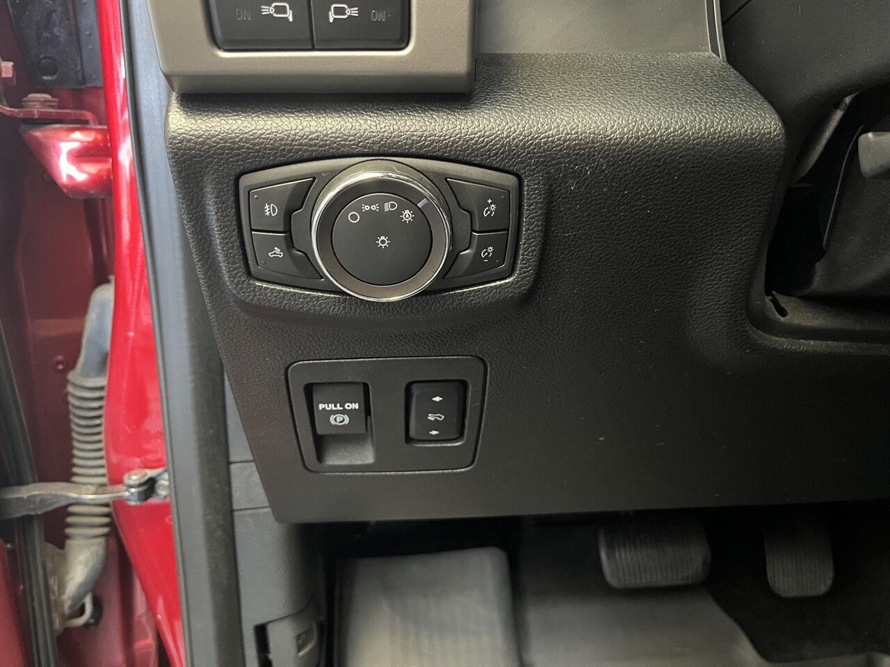 2019 Ford F-150 Lariat   - Photo 21 - Victorville, CA 92392