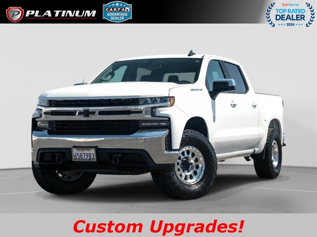 2020 Chevrolet Silverado 1500 LT Level Kit on Methods - Photo 1 - Victorville, CA 92392