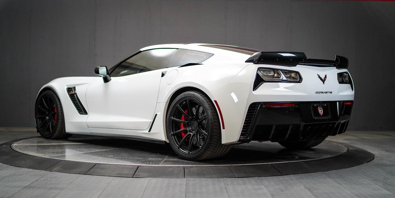 2016 Chevrolet Corvette Z06 Z07 Performance Package / AWE Performance Exhaust System - Photo 14 - Victorville, CA 92392