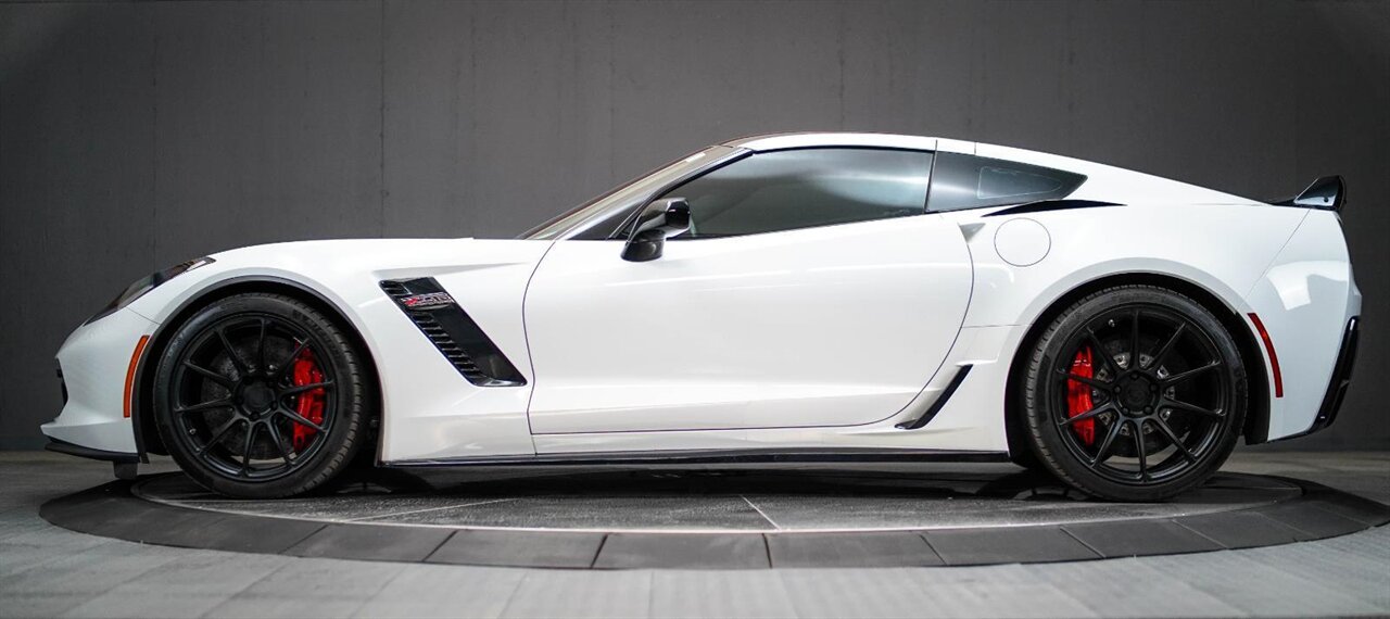 2016 Chevrolet Corvette Z06 Z07 Performance Package / AWE Performance Exhaust System - Photo 11 - Victorville, CA 92392