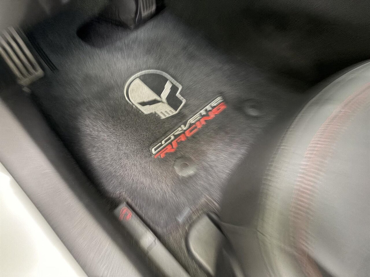 2016 Chevrolet Corvette Z06 Z07 Performance Package / AWE Performance Exhaust System - Photo 25 - Victorville, CA 92392