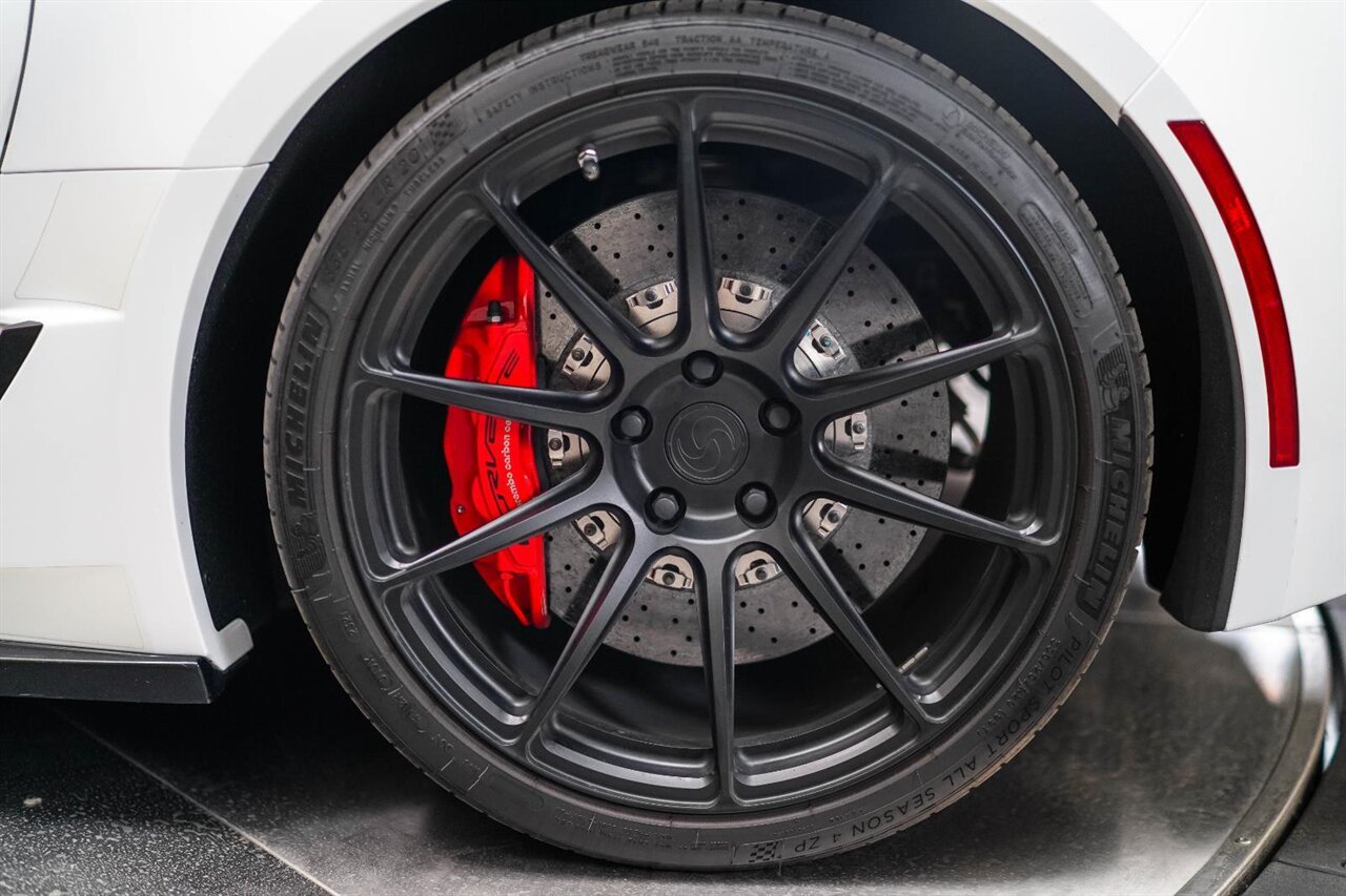 2016 Chevrolet Corvette Z06 Z07 Performance Package / AWE Performance Exhaust System - Photo 21 - Victorville, CA 92392