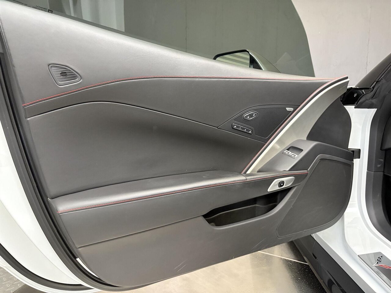 2016 Chevrolet Corvette Z06 Z07 Performance Package / AWE Performance Exhaust System - Photo 23 - Victorville, CA 92392